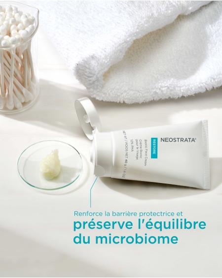 Crème émolliente à l'acide lactobionique, un humectant naturel qui contribue à attirer l'hydratation vers la barrière cutanée