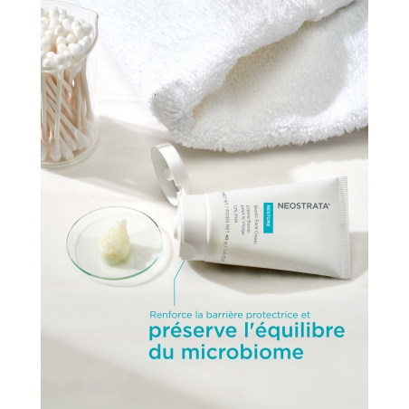 Crème émolliente à l'acide lactobionique, un humectant naturel qui contribue à attirer l'hydratation vers la barrière cutanée