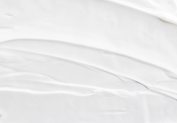 Le rétinol : origine, vertus et routine beauté